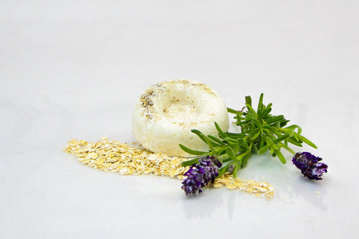 Conscious Cosmetics Gentle Oat and Lavender Shampoo Bar