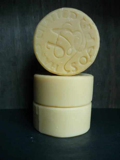 JacqsArtisan Soap Round Mango Citrus 