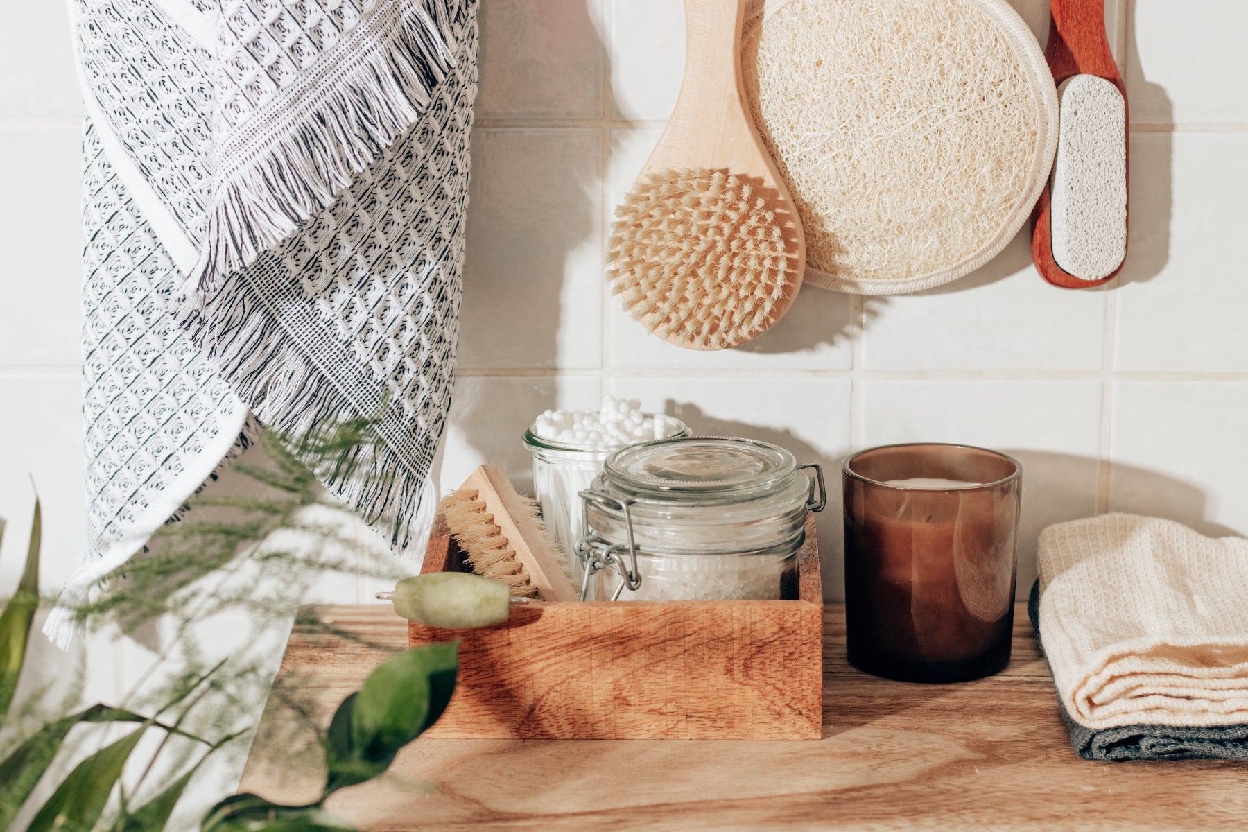 Bathroom accessories and pots, all eco friendly and natural